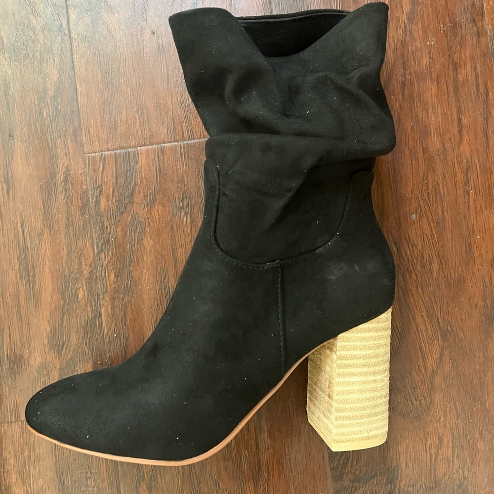Darby Black Suede slouch Ankle Boots